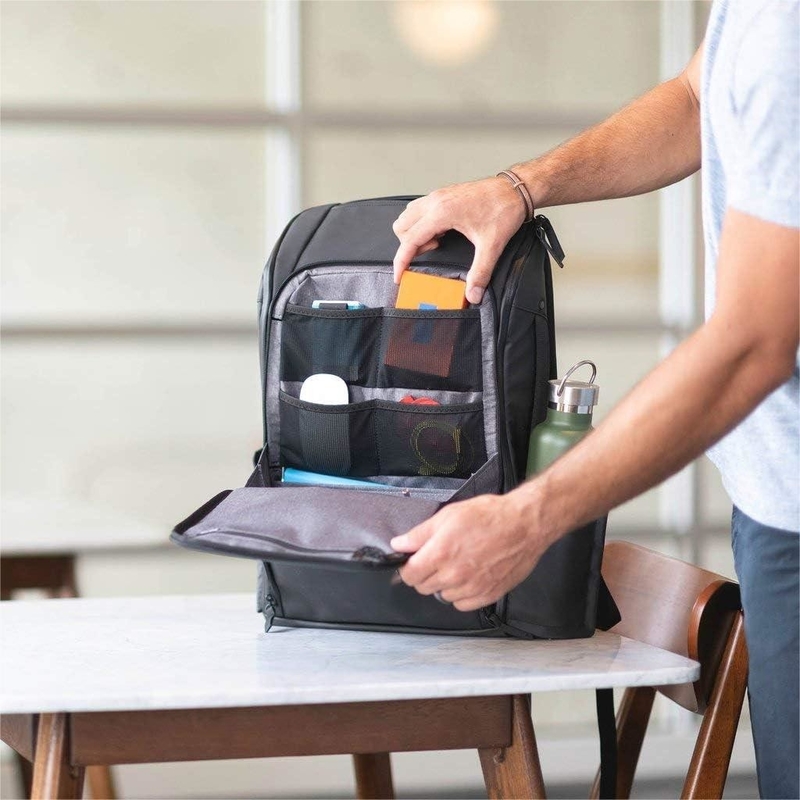 Mochila expansível para viagens ao ar livre para adultos Grande tamanho Preto 20L resistente à água
